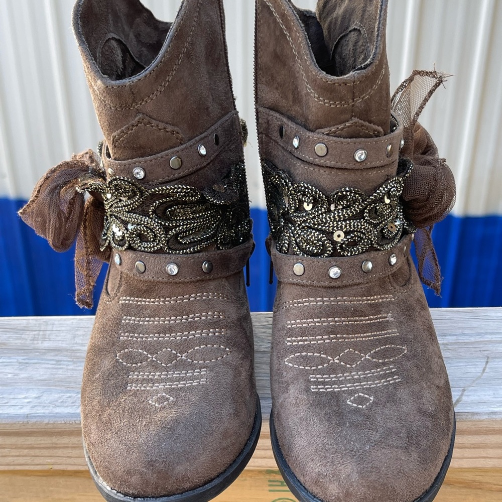 Not Rated Size 6 Ankle Boots